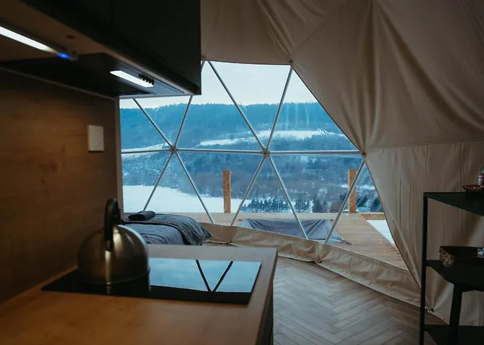 Luksusowy namiot Glamping Pod Hradom Sukromne Jacuzzi A Sauna Bardejów